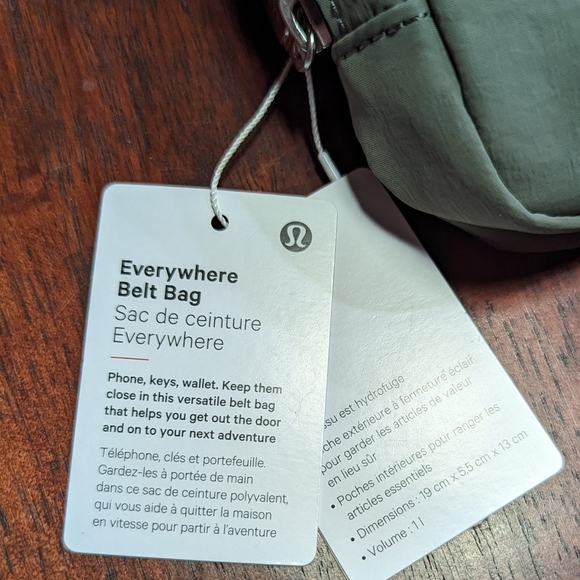Lululemon Everywhere belt bag 1L green sage NWT - Picture 9 of 10